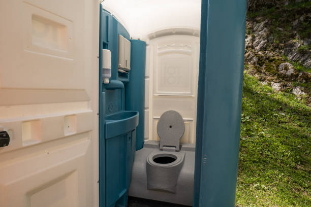 Best Portable restroom trailer rental  in Charenton, LA