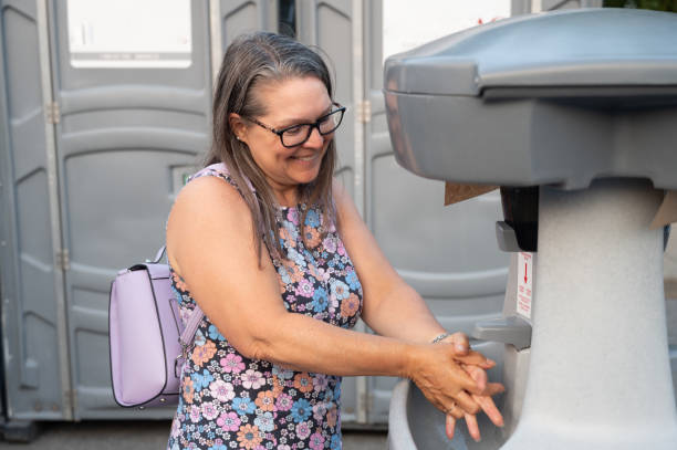 Best Portable toilet rental cost  in Charenton, LA
